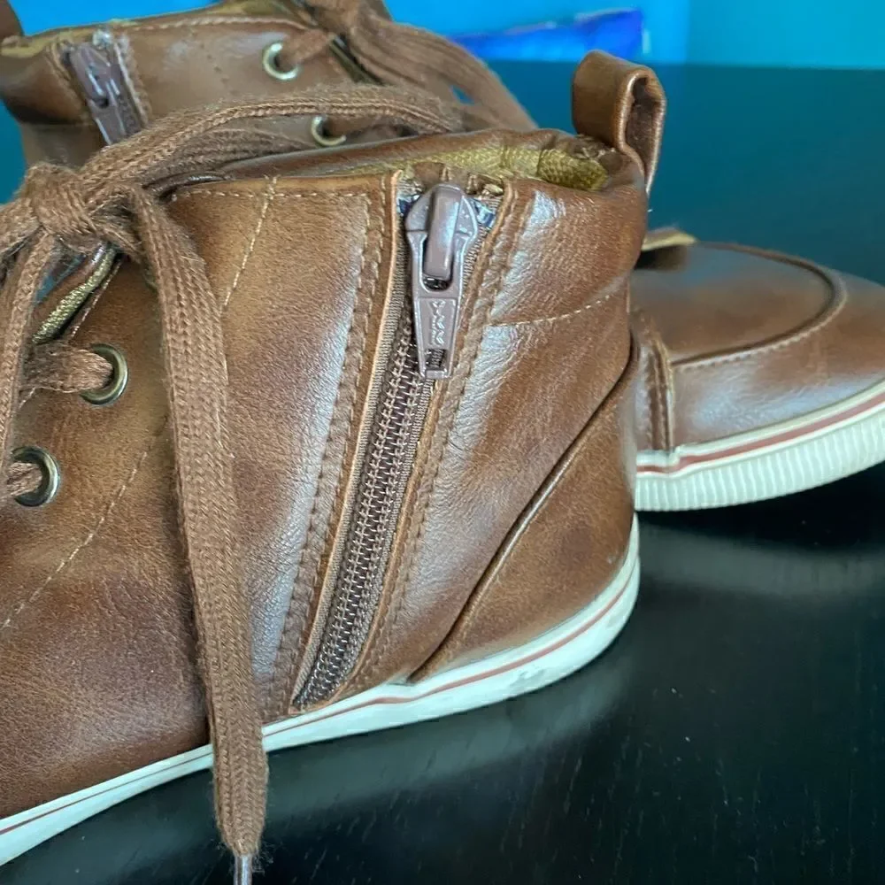 Cat & Jack Sneaker Boots Brown side zip faux leather size 6